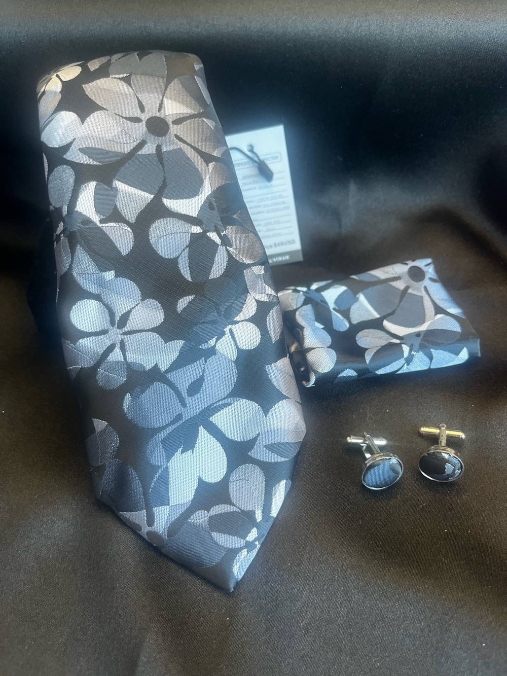 Men's Floral Jacquard Tie Set in Silver and Black